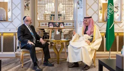 وزير الخارجية السعودي يلتقي المبعوث الأمريكي لمكافحة معاداة السامية في مؤتمر ميونخ للأمن