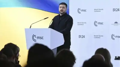 زيلينسكي يجتمع بمبعوثي ترامب في ميونخ استعدادًا لمفاوضات السلام الثلاثية في جنيف