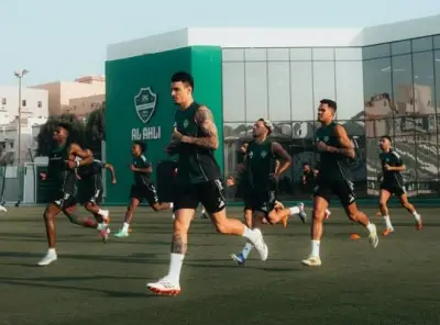 الأهلي السعودي يستهدف حسم وصافة مجموعة الغرب أمام شباب الأهلي في نخبة آسيا