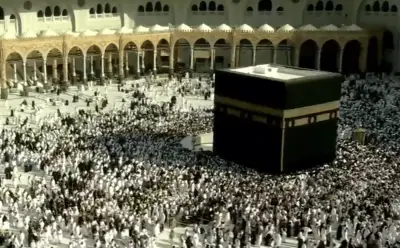 المطاف يزداد بالخاشعين في أول أيام رمضان وسط تنظيم وخدمات متكاملة