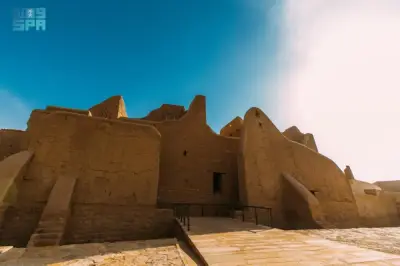 من الدرعية إلى المملكة الحديثة: رحلة بناء الدولة السعودية عبر العصور