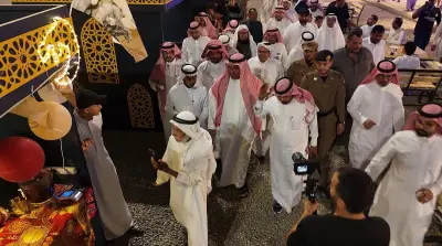 تدشين السوق الرمضاني في وادي جازان: دعم للأسر المنتجة وإحياء للتراث