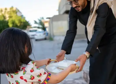 تبادل طعام الإفطار في رمضان: تقليد متوارث يجسد التكافل الاجتماعي في الحدود الشمالية