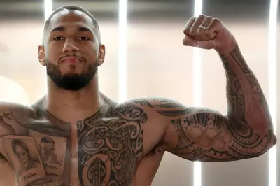 الملاكم الفرنسي توني يوكا يعلن تمثيل الكونغو الديمقراطية استعداداً لأولمبياد لوس أنجليس