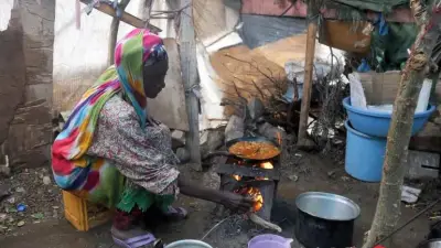 أزمة غذائية خانقة.. الحوثيون يعزلون الملايين عن المساعدات الإنسانية خلف قضبان الاعتقالات