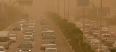 المركز الوطني للأرصاد يصدر تحذيرات برتقالية وصفراء مع استمرار العواصف الترابية في مناطق المملكة