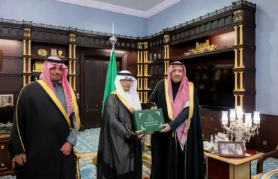 أمير الباحة يستعرض تقريراً مفصلاً عن الوضع الرياضي ويؤكد على مواصلة التطوير