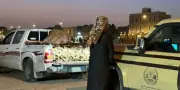 الأمن البيئي يضبط مخالفاً لنقله حطباً محلياً في الرياض ويوضح العقوبات
