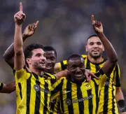 الاتحاد يهزم الشباك بسباعية تاريخية ويتأهل للأدوار الإقصائية في نخبة آسيا