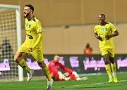 الحزم يقلب الطاولة على الأخدود ويخطف فوزاً مثيراً في دوري روشن