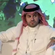 علي العلياني يعزز حضوره الرمضاني عبر الموسم الثاني لـ«مسرح الحياة» بحوارات جريئة