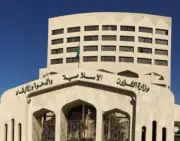 وزارة الشؤون الإسلامية تمنع تصوير الأئمة والمصلين في المساجد لصون الإخلاص ومنع الرياء