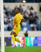 القادسية يهزم الأخدود بأربعة أهداف مقابل هدفين في دوري روشن السعودي