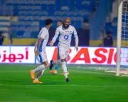 نيوم يحسم مواجهة الخليج بركلة جزاء متأخرة في جولة التأسيس