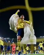 رونالدو يرتدي بشت التأسيس في احتفال هاتريك النصر.. صورة تنتشر عالمياً