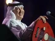 محمد عبده يُقنّن حفلاته: هل يُعدّ لاعتزال تدريجي أم استراحة محارب؟