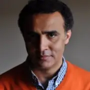 الخطيئة الأصلية للإعلام: كيف شوهت نظرة المؤسسات الإعلامية لقوة السوشال ميديا؟