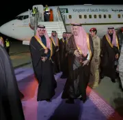 أمير الباحة يستقبل نائبه الأمير فهيد بن سعد بعد صدور الأمر الملكي بتعيينه