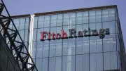 وكالة فيتش تخفض التصنيف الائتماني للبحرين إلى 