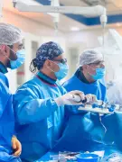 مستشفى الأمير محمد بن ناصر بجازان يجري أول عملية لإصلاح الصمام الميترالي بتقنية M-TEER