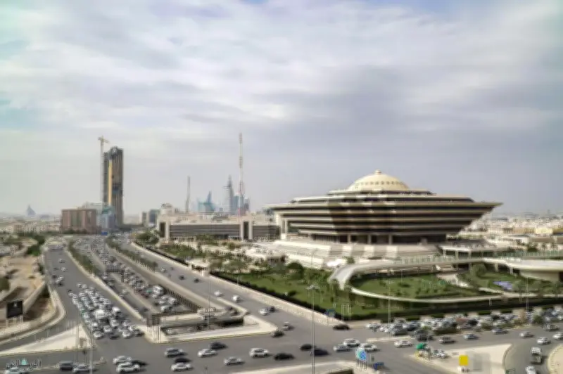 وزارة الداخلية السعودية تحذر من عقوبات تصل إلى 100 ألف ريال وسجن لمدة 6 أشهر لإيواء مخالفي الإقامة
