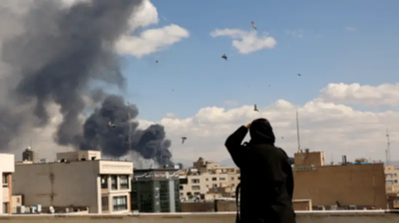 حزب الله يطلق صواريخ على شمال إسرائيل لأول مرة منذ اتفاق وقف إطلاق النار في 2024