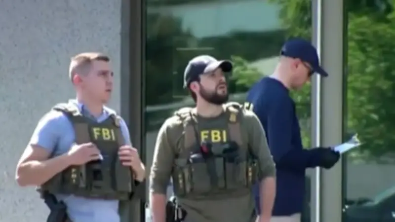 مكتب التحقيقات الأمريكي يبحث صلة إرهابية بحادث إطلاق نار في تكساس يسفر عن 3 قتلى و14 مصاباً