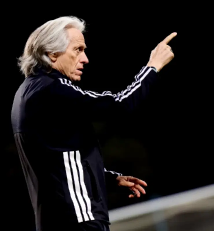 خُورْخِي جِيسُوس يَتَفَوَّقُ عَلَى بِيُولِي.. 30 انْتِصَارًا لِمُدَرِّبِ النَّصْرِ فِي مُوسِمٍ وَاحِدٍ