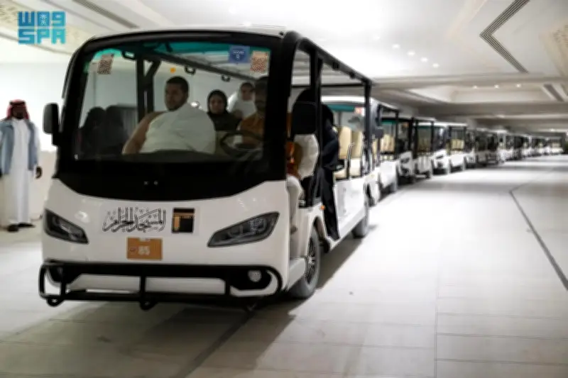 نظام نقل ذكي يضم 400 عربة كهربائية و6000 يدوية لخدمة قاصدي الحرمين الشريفين