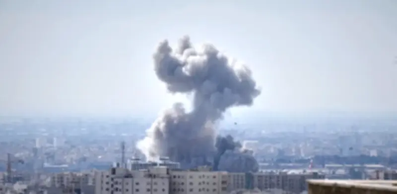 انفجار هزّ طهران: إسرائيل تستهدف مؤسسات حكومية وسط تصعيد عسكري إقليمي