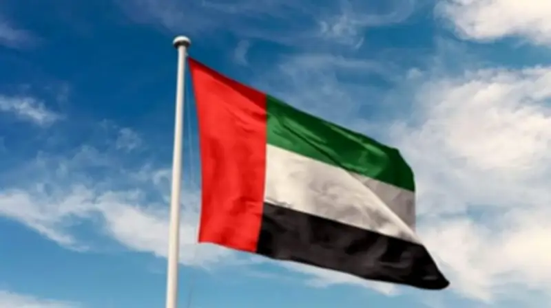 الإمارات تغلق سفارتها في طهران وتسحب بعثتها الدبلومة رداً على الاعتداءات الإيرانية