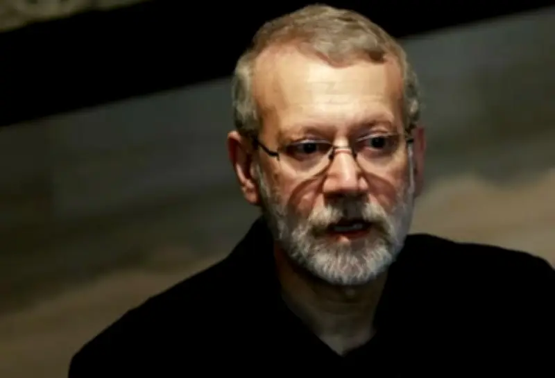 لاريجاني يرفض التفاوض مع الولايات المتحدة ويصف تصريحات ترامب بـ "الأوهام"