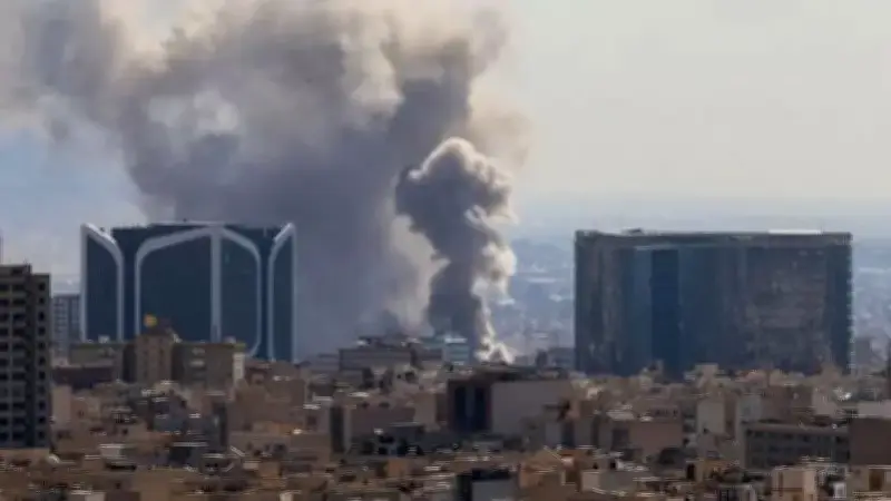 اليوم الثالث للحرب: تدمير منصات صواريخ في إيران ورد بالهجوم على القدس وتل أبيب