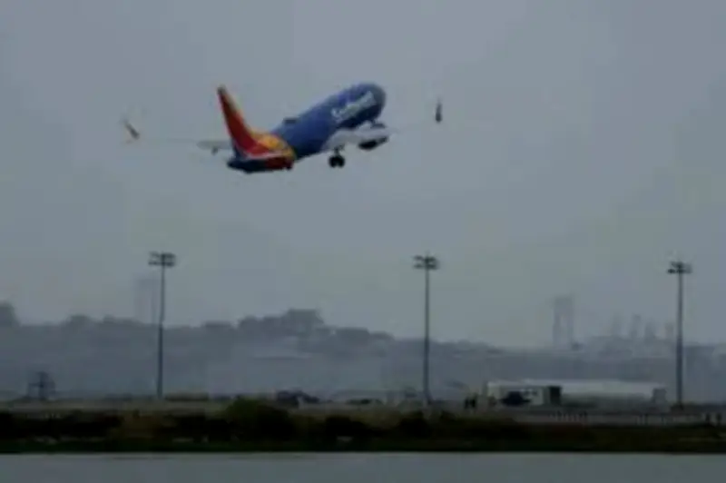 وزارة الدفاع الكويتية تعلن سقوط طائرات أمريكية حربية ونجاة أطقمها وسط تصعيد إيراني