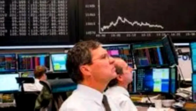 أسهم أوروبا تهوي لأدنى مستوى مع تصاعد الصراع.. وقطاعا الطاقة والدفاع يقفزان بقوة