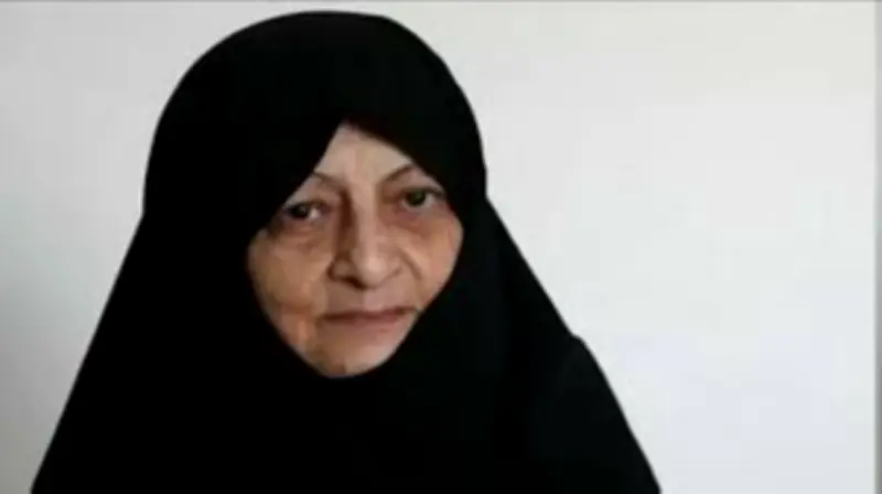 وفاة زوجة المرشد الإيراني السابق خامنئي متأثرة بجراحها بعد الهجوم المشترك