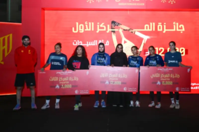 موسم القادسية الرمضاني يتوّج أبطال البادل ويقدم الصالات تواصل المنافسة