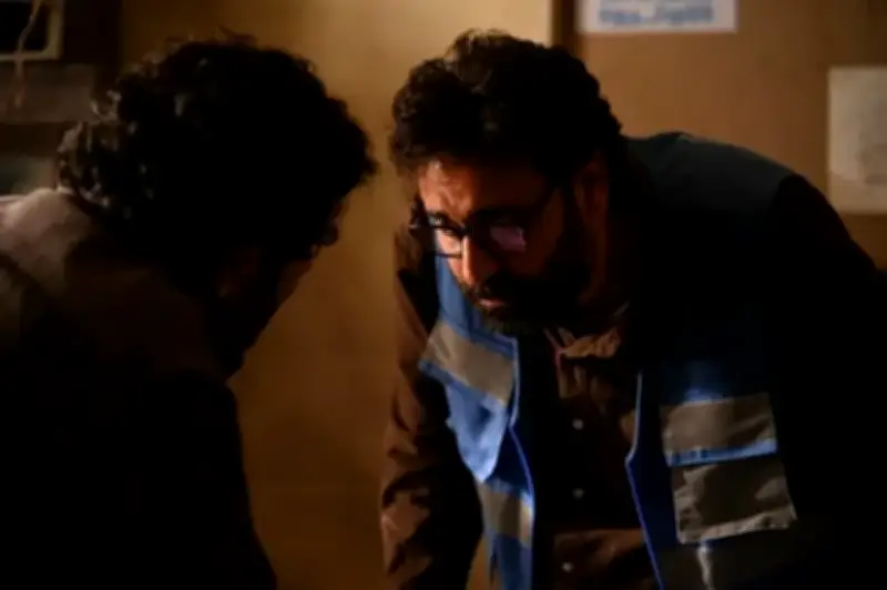 أوزو يكشف عن معركته مع مرض نادر بعد ظهوره في مسلسل «صحاب الأرض»