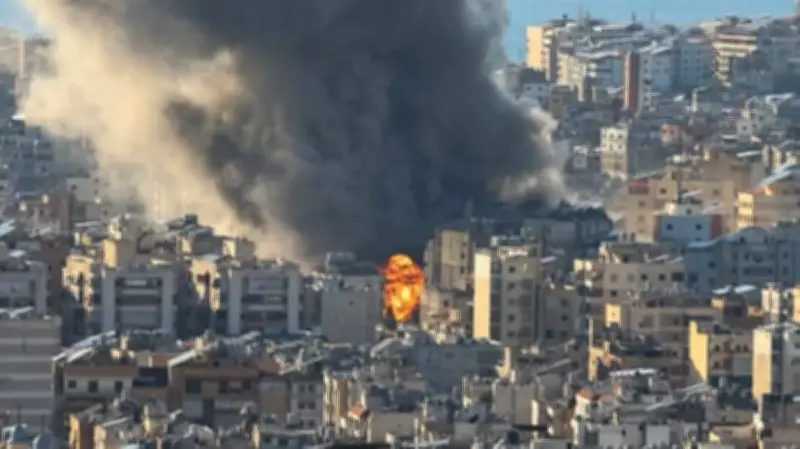 ترامب يحذر من حرب طويلة مع إيران بينما يتوسع الصراع في الشرق الأوسط