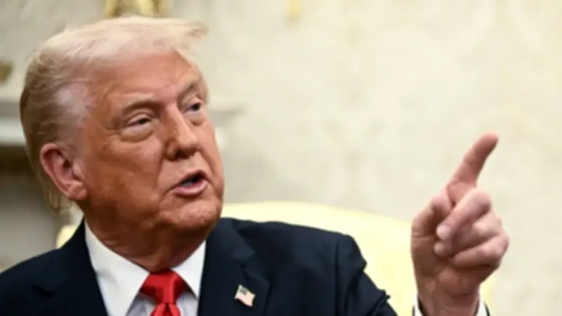 ترامب ينفي ضغوطاً إسرائيلية لشن الحرب على إيران: تصريحات تتعارض مع وزير خارجيته