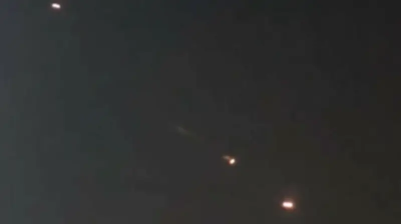 قطر تعلن اعتراض دفاعاتها الجوية لهجوم صاروخي فوق الدوحة وسط تصاعد التوتر الإقليمي