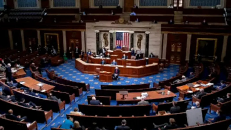 مجلس النواب الأمريكي يرفض وقف الحرب الجوية على إيران ويدعم حملة ترامب العسكرية