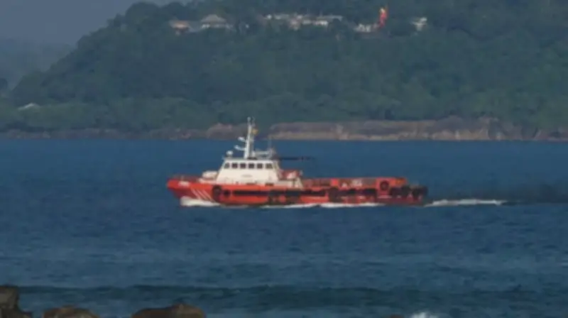 سريلانكا تستولي على سفينة إيرانية ثانية بعد هجوم غواصة أمريكية مميت