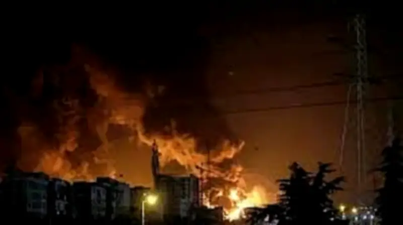 وزير الخارجية السعودي يلتقي نظيره الإيراني في طهران لتعزيز العلاقات الثنائية