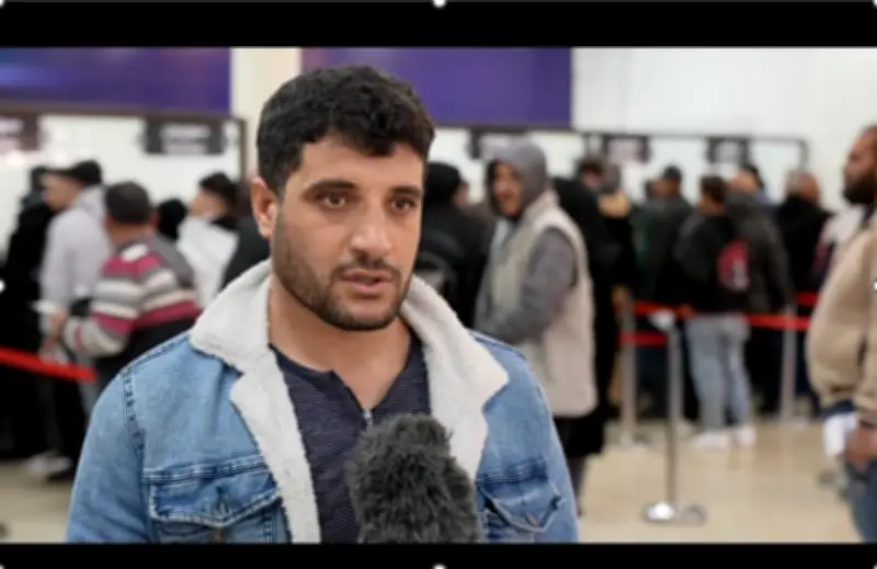 آلاف اللاجئين السوريين يعودون من لبنان خشية تصاعد المواجهات بين إسرائيل وحزب الله