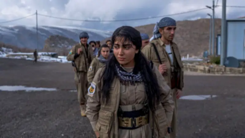 الأكراد الإيرانيون يشكلون ائتلافاً جديداً: أهدافه وتحدياته في مواجهة طهران