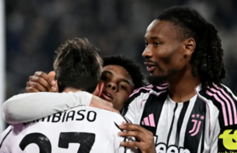 الدوري الإيطالي: كومو يقترب من دوري الأبطال ويوفنتوس يعود للفوز برباعية