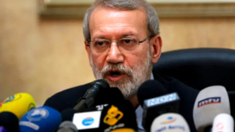 لاريجاني يهدد بمعاقبة ترامب على اغتيال خامنئي ويكشف عن أسر جنود أمريكيين