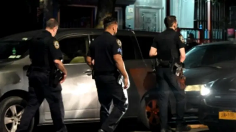 الرئيس الإيراني يتراجع عن الاعتذار ويؤكد الرد على أي هجوم من أي دولة