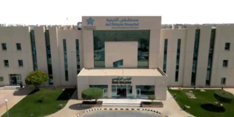 فريق طبي بمستشفى الدرعية ينجح في إصلاح جنف معقد لمريضة أربعينية